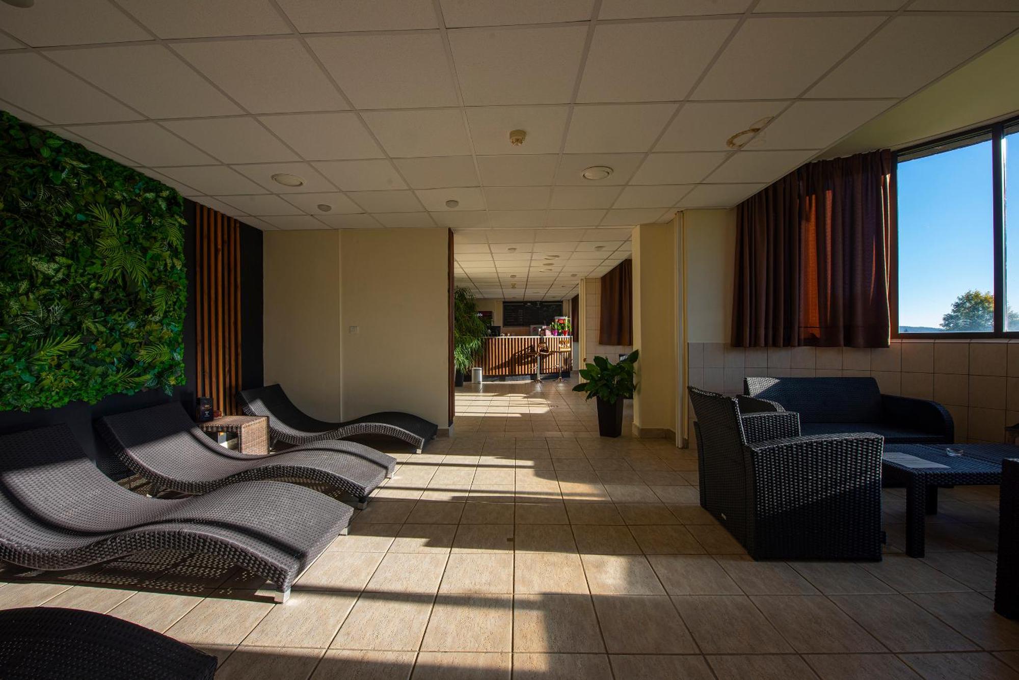 President Hotel Montfort Ždiar Exteriör bild